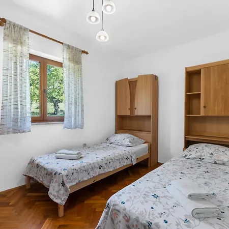 House Iva- Peacefull Getaway Сasa de vacaciones